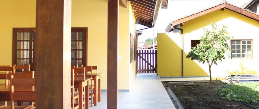Imagen de los exteriores del Hotel Pousada Guaiamu Ubatuba. Foto 10