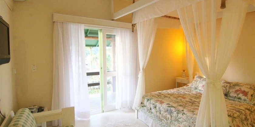 Imagen de la habitación del Hotel Pousada Ilha do Papagaio. Foto 17