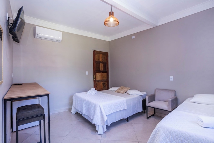 Imagen de la habitación del Hotel Pousada In Bali. Foto 2