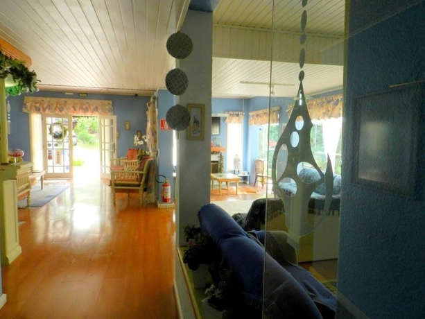 Imagen del bar/restaurante del Hotel Pousada Jardim Azul. Foto 2