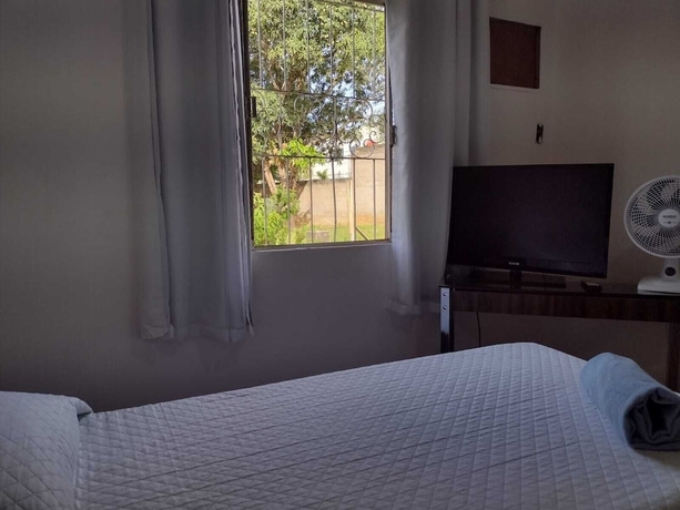 Imagen de la habitación del Hotel Pousada Jardins, Maca&eacute;. Foto 7