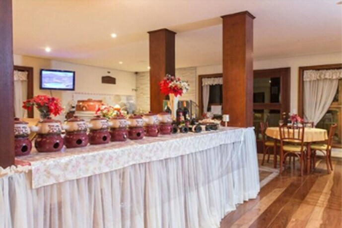 Imagen del bar/restaurante del Hotel Pousada J&oacute;ia Da Serra. Foto 16
