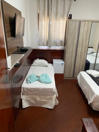 Imagen de la habitación del Hotel Pousada Jurer&ecirc;. Foto 12