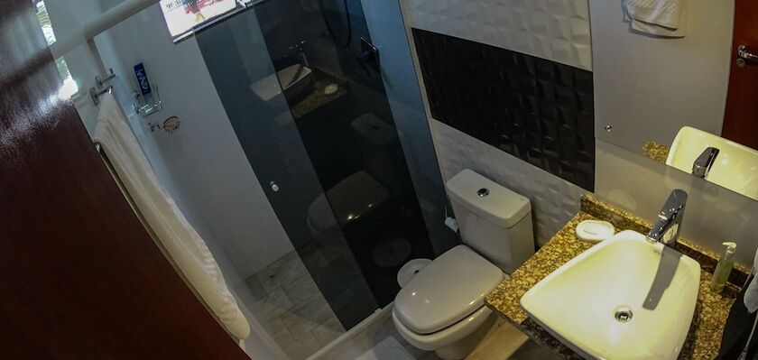 Imagen de la habitación del Hotel Pousada Jurer&ecirc;. Foto 14