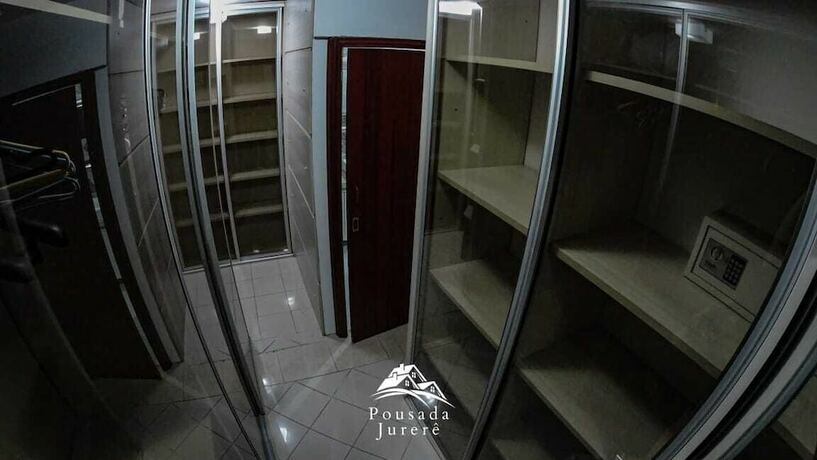 Imagen de la habitación del Hotel Pousada Jurer&ecirc;. Foto 19