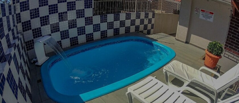Imagen de la piscina del Hotel Pousada Jurer&ecirc;. Foto 25