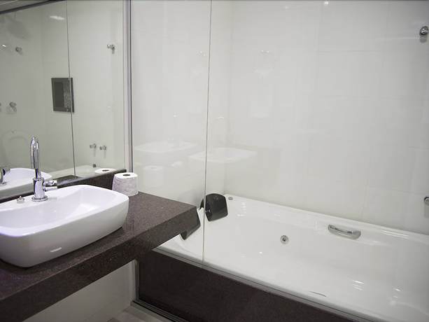 Imagen de la habitación del Hotel Pousada Kanto da Ilha Su&iacute;tes and SPA. Foto 11