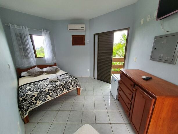 Imagen general del Hotel Pousada La Ferrugem Suites. Foto 5