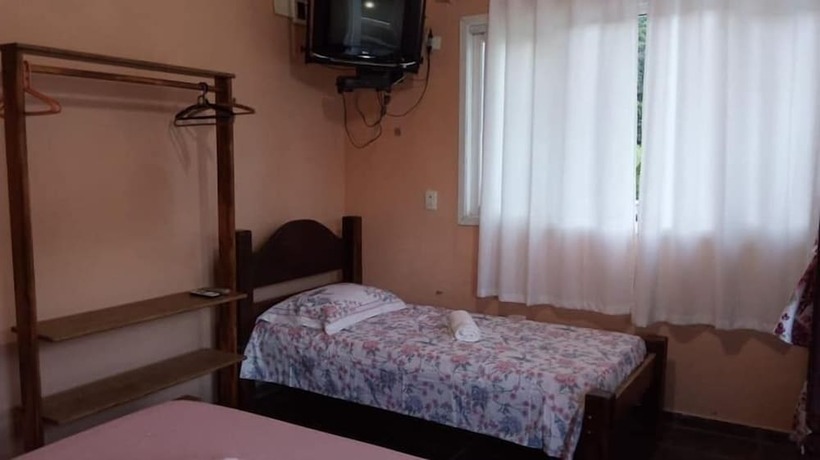 Imagen de la habitación del Hotel Pousada Lagoa Azul. Foto 16