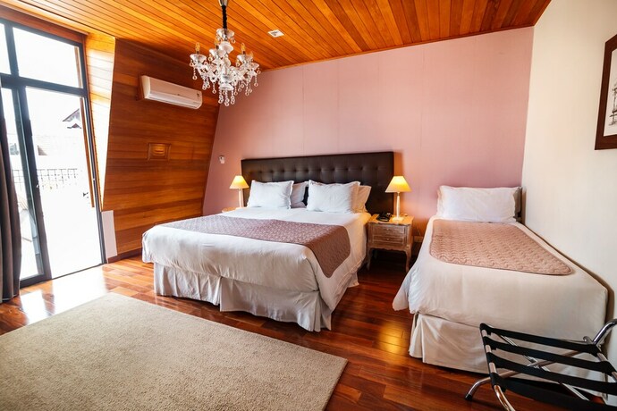 Imagen de la habitación del Hotel Pousada Lu&iacute;s Xv. Foto 15