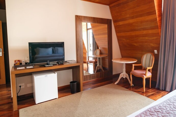 Imagen de la habitación del Hotel Pousada Lu&iacute;s Xv. Foto 23