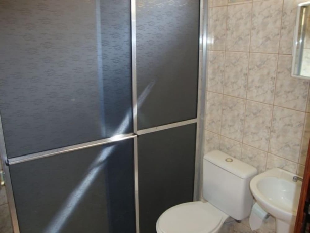 Imagen de la habitación del Hotel Pousada Luz da Lua, Serra Negra. Foto 14