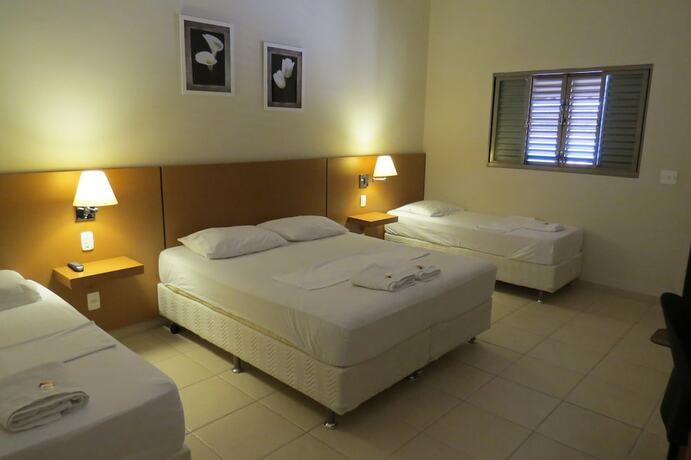 Imagen de la habitación del Hotel Pousada Mar de Minas. Foto 13