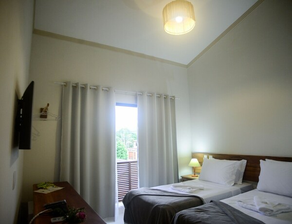 Imagen de la habitación del Hotel Pousada Mar&eacute; Mansa. Foto 19