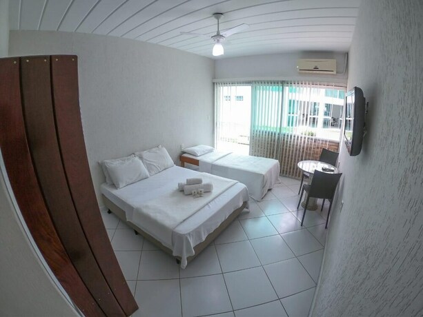 Imagen de la habitación del Hotel Pousada Marina Porto Itacuru&ccedil;&aacute;. Foto 32