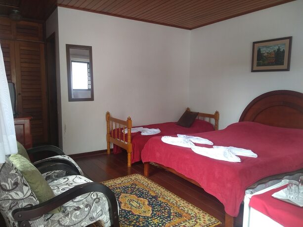 Imagen de la habitación del Hotel Pousada Marins. Foto 17