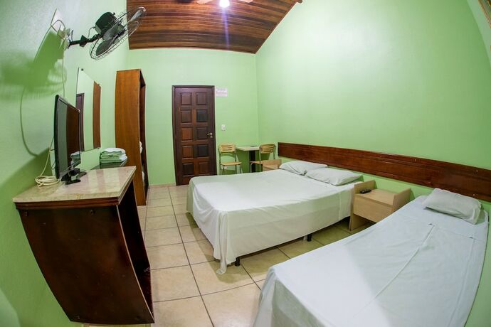 Imagen de la habitación del Hotel Pousada Marwille. Foto 17