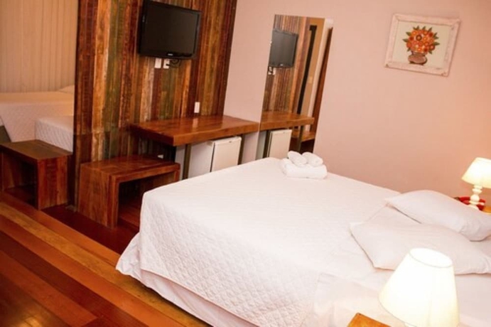 Imagen de la habitación del Hotel Pousada M&atilde;e D'&Aacute;gua. Foto 9