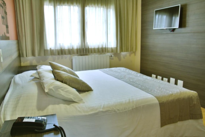 Imagen de la habitación del Hotel Pousada Matsubara. Foto 10