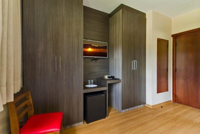 Imagen de la habitación del Hotel Pousada Matsubara. Foto 13
