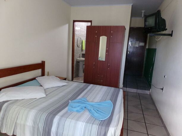 Imagen de la habitación del Hotel Pousada Mineira de Angra dos Reis. Foto 11