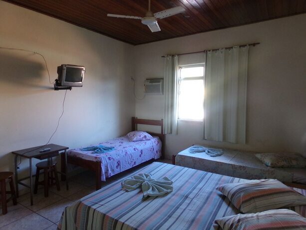 Imagen de la habitación del Hotel Pousada Mineira de Angra dos Reis. Foto 13