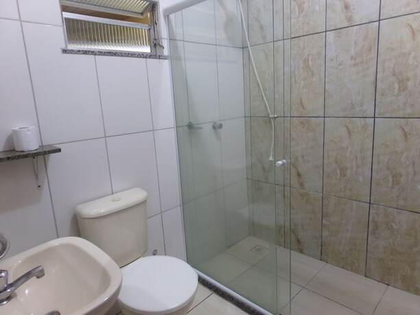 Imagen de la habitación del Hotel Pousada Mineira de Angra dos Reis. Foto 14