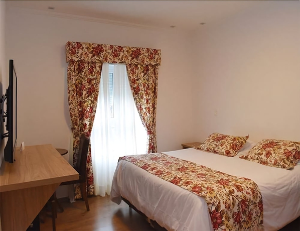 Imagen de la habitación del Hotel Pousada Moderna. Foto 8