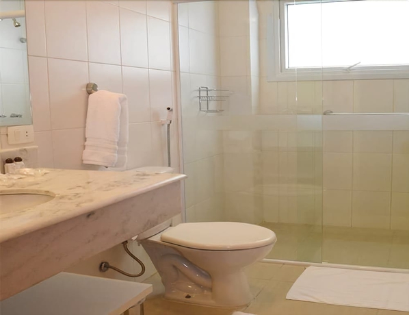 Imagen de la habitación del Hotel Pousada Moderna. Foto 12