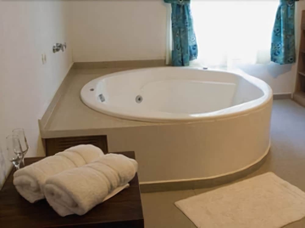 Imagen de la piscina del Hotel Pousada Moderna. Foto 15