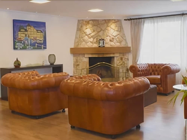 Imagen de los interiores del Hotel Pousada Moderna. Foto 14