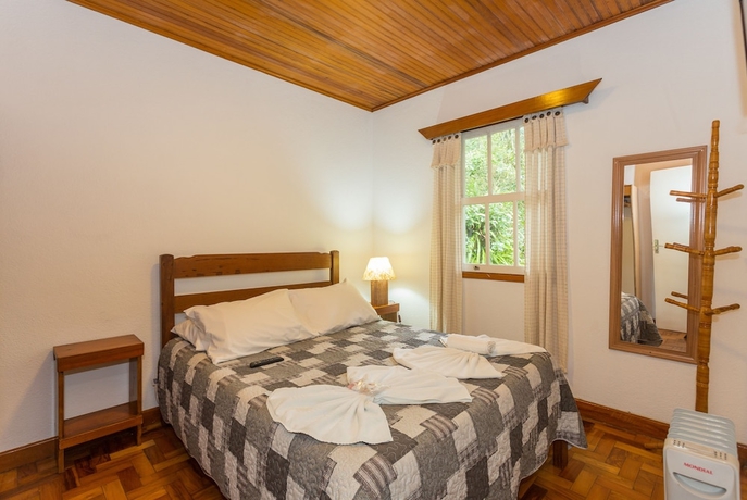 Imagen de la habitación del Hotel Pousada Morro Do Elefante, Campos do Jordao. Foto 14