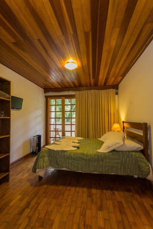 Imagen de la habitación del Hotel Pousada Morro Do Elefante, Campos do Jordao. Foto 15