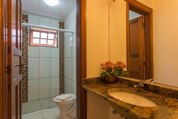 Imagen de la habitación del Hotel Pousada Morro Do Elefante, Campos do Jordao. Foto 16
