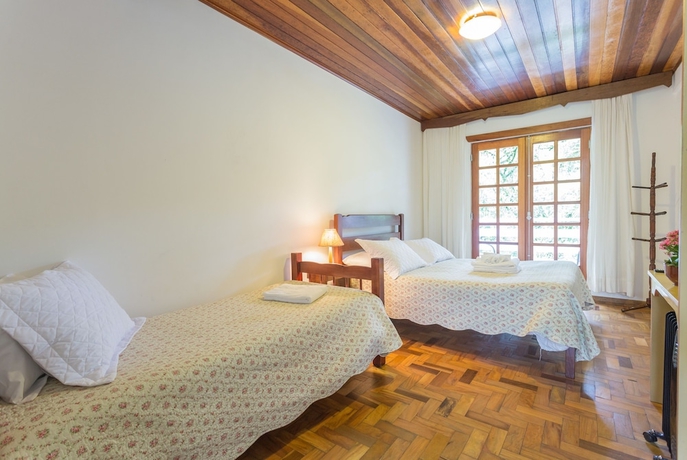Imagen de la habitación del Hotel Pousada Morro Do Elefante, Campos do Jordao. Foto 18