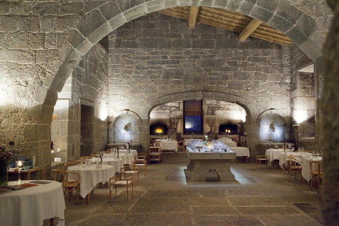 Imagen del bar/restaurante del Hotel Pousada Mosteiro De Amares. Foto 5