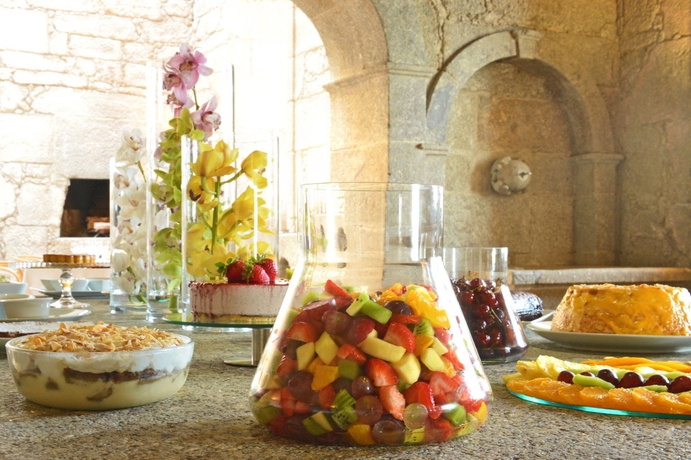 Imagen del bar/restaurante del Hotel Pousada Mosteiro De Amares. Foto 6