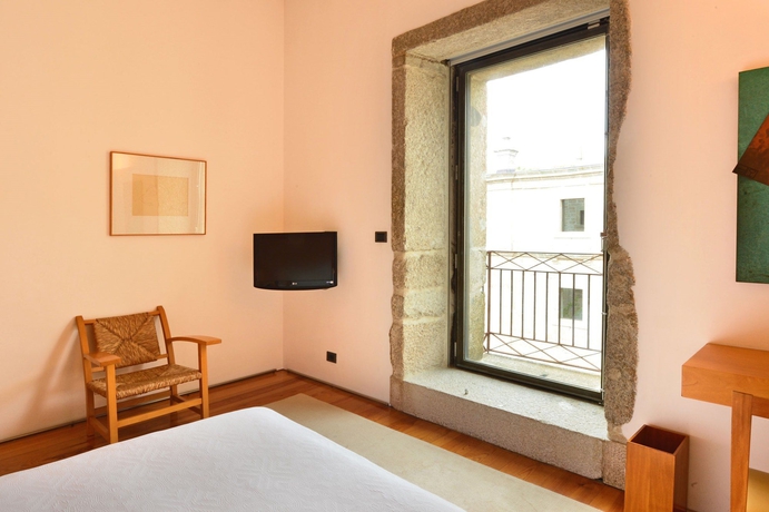 Imagen de la habitación del Hotel Pousada Mosteiro De Amares. Foto 16