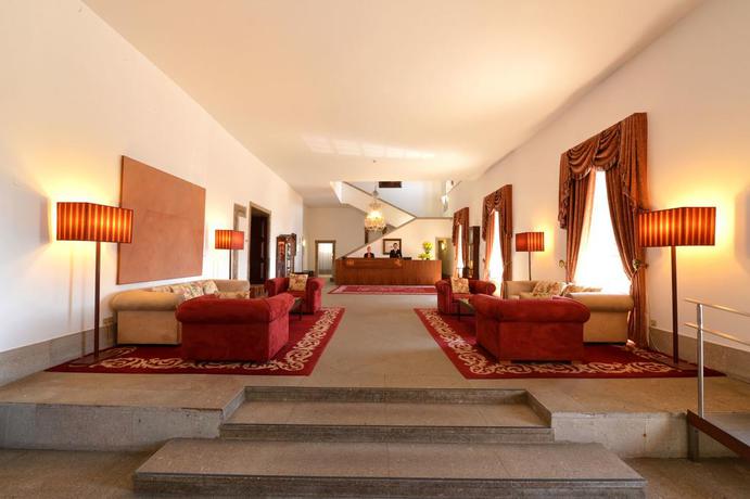 Imagen de los interiores del Hotel Pousada Mosteiro De Guimarães - Monument. Foto 14