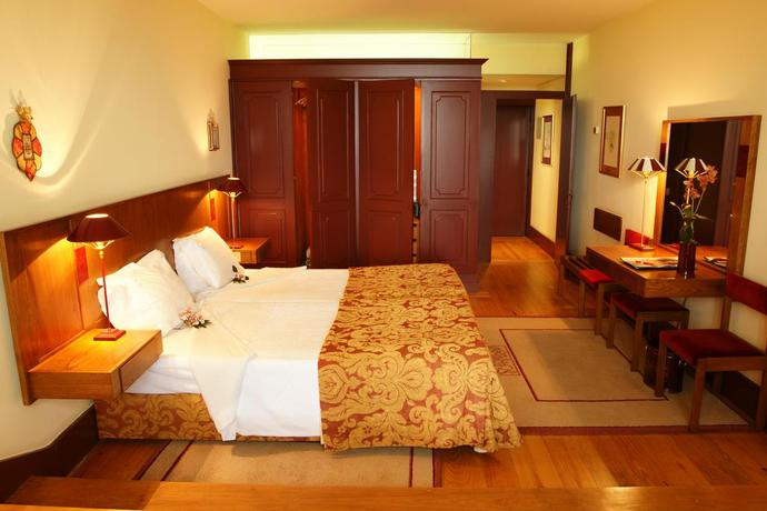 Imagen de la habitación del Hotel Pousada Mosteiro De Guimarães - Monument. Foto 7
