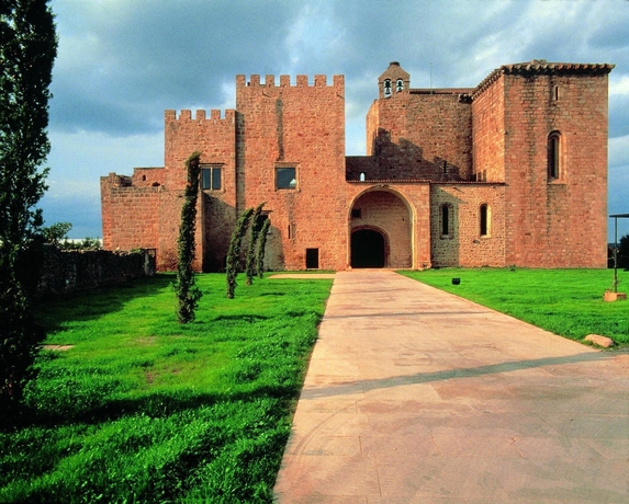 Imagen de los exteriores del Hotel Pousada Mosteiro Do Crato. Foto 8