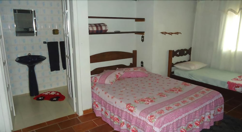 Imagen de la habitación del Hotel Pousada Nascimento. Foto 5