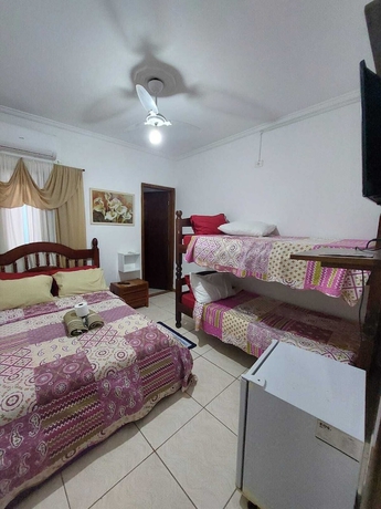 Imagen de la habitación del Hotel Pousada Nascimentos. Foto 6