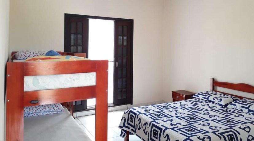 Imagen de la habitación del Hotel Pousada Nossa Senhora de Fatima, Ilha Comprida. Foto 11