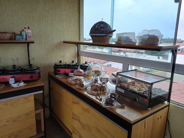 Imagen del bar/restaurante del Hotel Pousada Ohana, Tamandar&eacute;. Foto 2