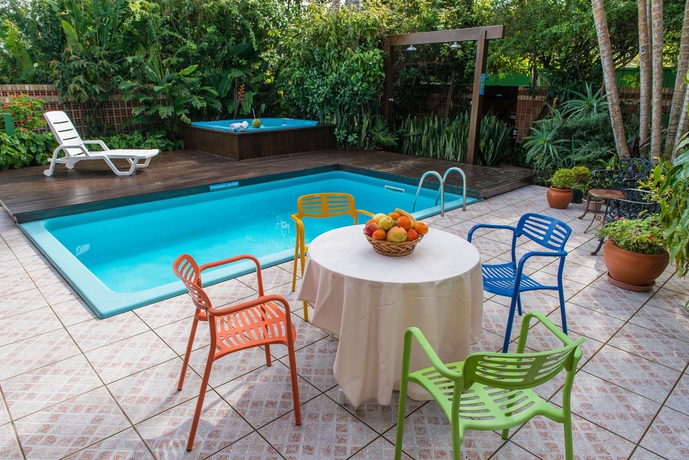 Imagen de la piscina del Hotel Pousada Old Beach. Foto 16