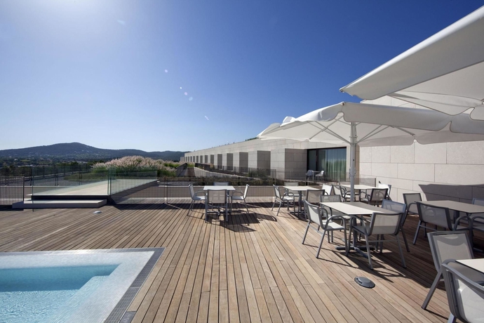 Imagen de la piscina del Hotel Pousada Palácio De Estói - Small Luxury Hotels. Foto 10