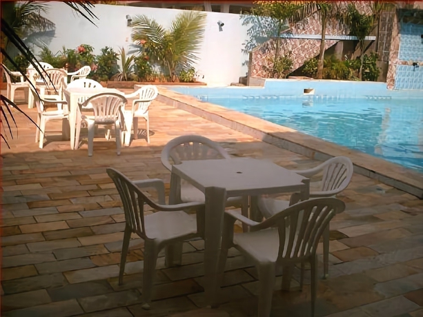 Imagen de la piscina del Hotel Pousada Pantanal. Foto 19