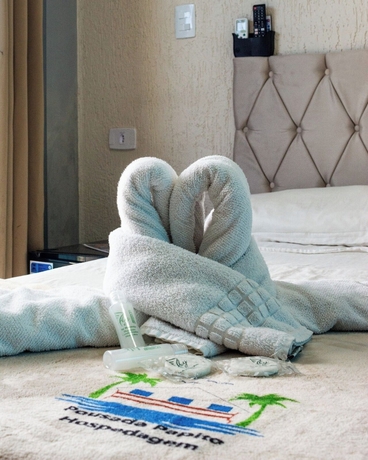 Imagen de la habitación del Hotel Pousada Papito Ubatuba - Praia Perequ&ecirc;-a&ccedil;u. Foto 9