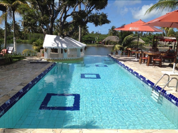 Imagen de la piscina del Hotel Pousada Paradiso Tropical. Foto 16